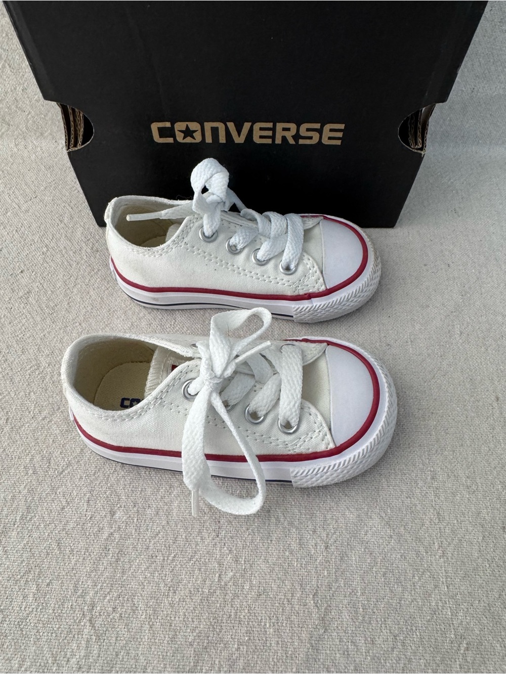 NIB Unisex Infant Converse Kid’s Chuck Taylor All Star Low Top Sneaker - Picture 3 of 10